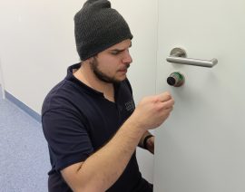 Cleveres Zutrittsmanagement für die Universität Augsburg